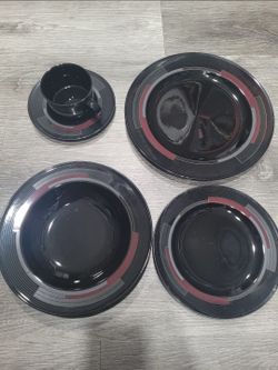 Mikasa Galleria Fk703 Spectra Black 42 Piece Dinnerware