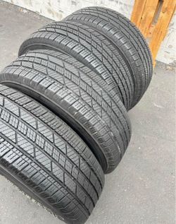 265/70r17 Bridgestone tires con 80% de Vida las 4