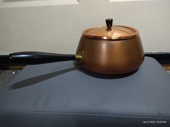 Vintage Copper Fondue Pot W/Lid & Wooden Handle 