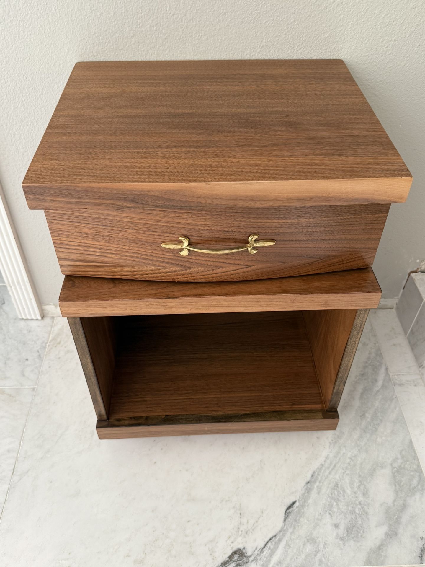 Vintage MCM Nightstand In Walnut