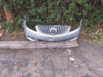 2012bBuick Lacrosse Front Grille