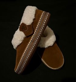 New Ariat Melody Slipper In Box - Never Worn