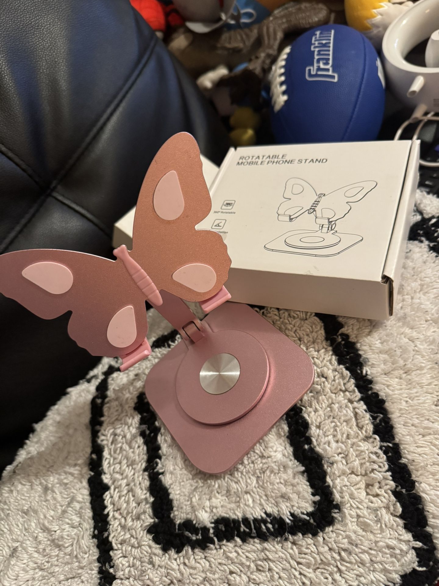 Butterfly 🦋 Rotatable Phone Stand / Brand New Color Pink 🩷 Stainless Steel /