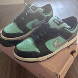 Nike SB Tiffany Dunk Lo Sz8.5