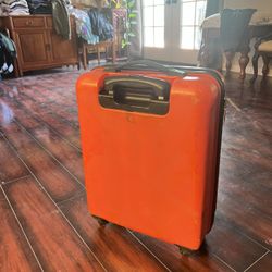 Orange Hand Carry Spin Suitcase 