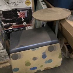 Kids Rolling Desk / iPad Area