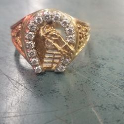 14 K Ring With Diamond, 8.3 Gtrams Size 12