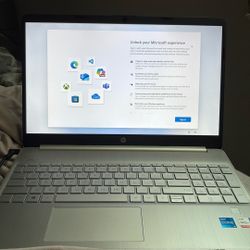 HP Laptop i5-1135G7 