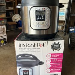Instant Pot  6 Quart Great Condition 