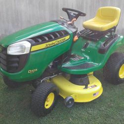 LIKE NEW, JOHN DEERE D105 AUTOMATIC RIDING MOWER 