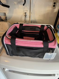 Petskd Top Expandable, Soft Sided Pet Carrier Pink