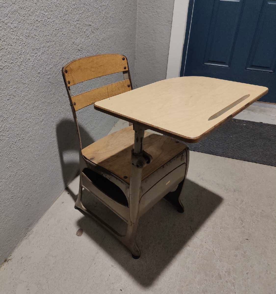 Photo Prop Student Desk