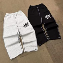 Y2K Sweatpants 🔥