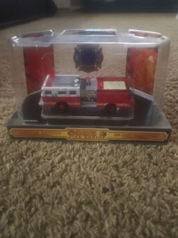 Code 3 City of Louisville Seagrave Pumper 7 Truck Case # 02455