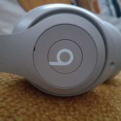 Beats Headphones 🎧