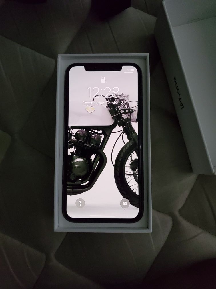 Perfect condition iPhone XS 64GB Black