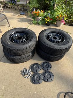 Tires for Sprinter 6 lug nuts -  (see pics & description)