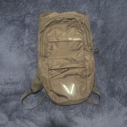 Columbia Small Hiking Backpack – Lightweight & Durable