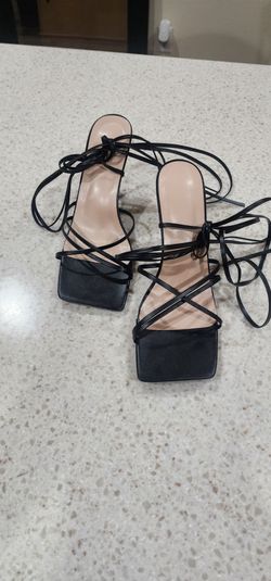 Ties up the leg heels