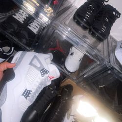 Jordan 4 White Cement 
