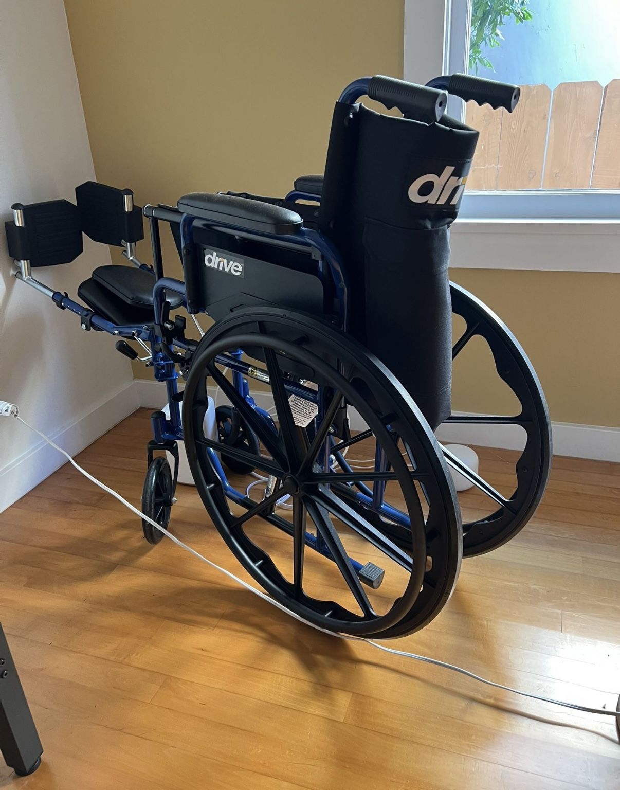 Wheelchair- Drive Medical Blue Steel - Like New!