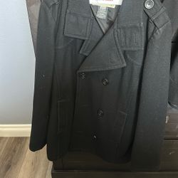 Men’s Black Peacoat Size Medium