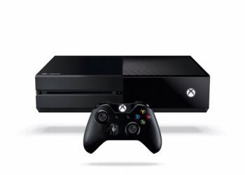 Xbox One with controller and COD: AW