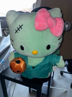 Hello kitty greeter