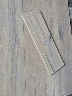 Clearance  45% Off 🔥 Retail...Engineered  Hardwood 