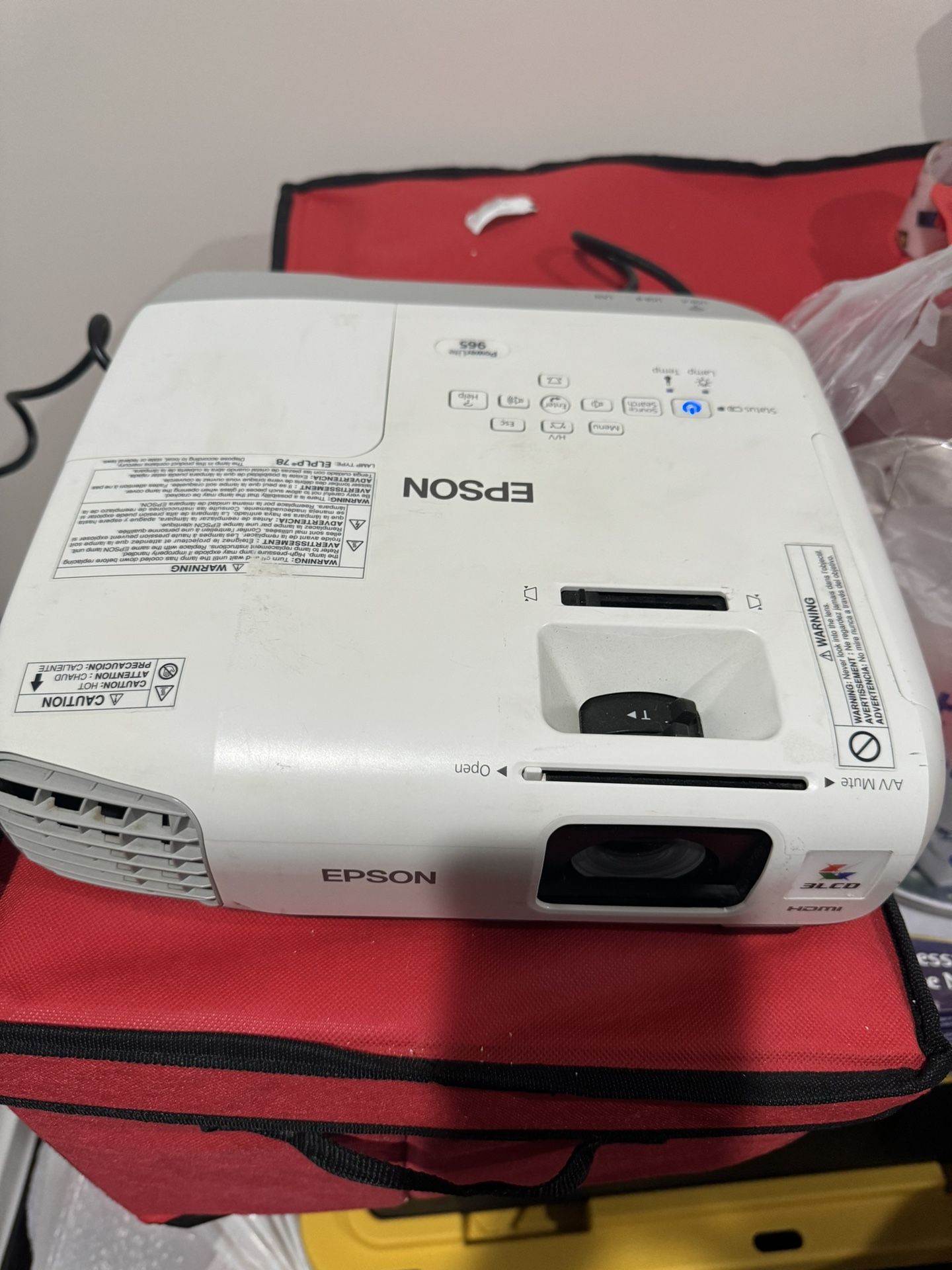 EPSON PowerLite 965H 3LCD HDMI Projector 156 Lamp Hours for Sale in