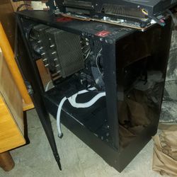 Gaming Computer X570 Aorus Master 3700x, ROG STRIX 5700XTOC8 32 GB 14 SPEED