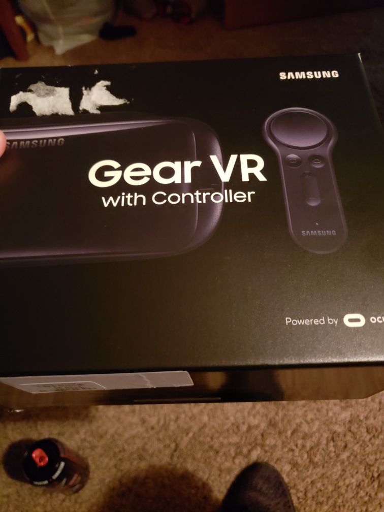 New gear vr goggles with remote
