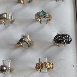 18 Women’s 14kt Gold Rings Diamonds & Precious stones