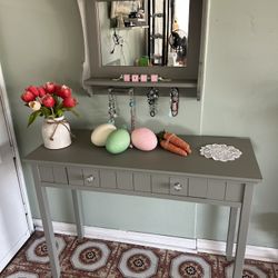 Table With Vintage Mirror 