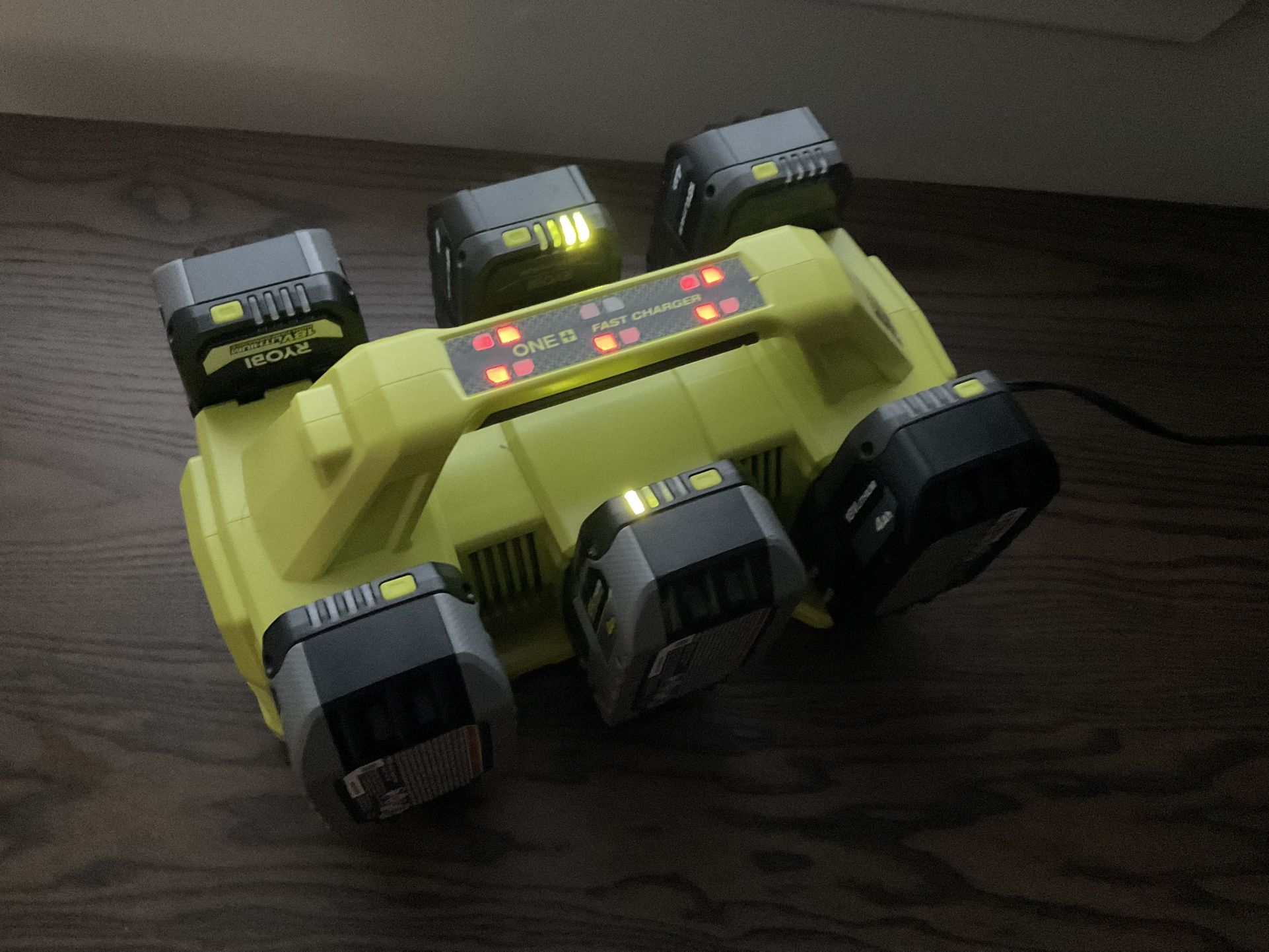 RYOBI ONE+ 18V 4.0 Ah Lithium-Ion Batteries & Fast Charging Station