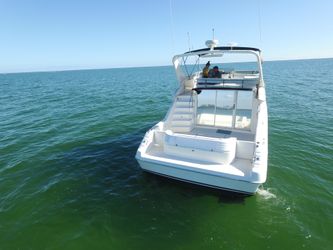 TURNKEY 1997 SEARAY 47ft Express Bridge Caterpillar 3116 Engines Yacht