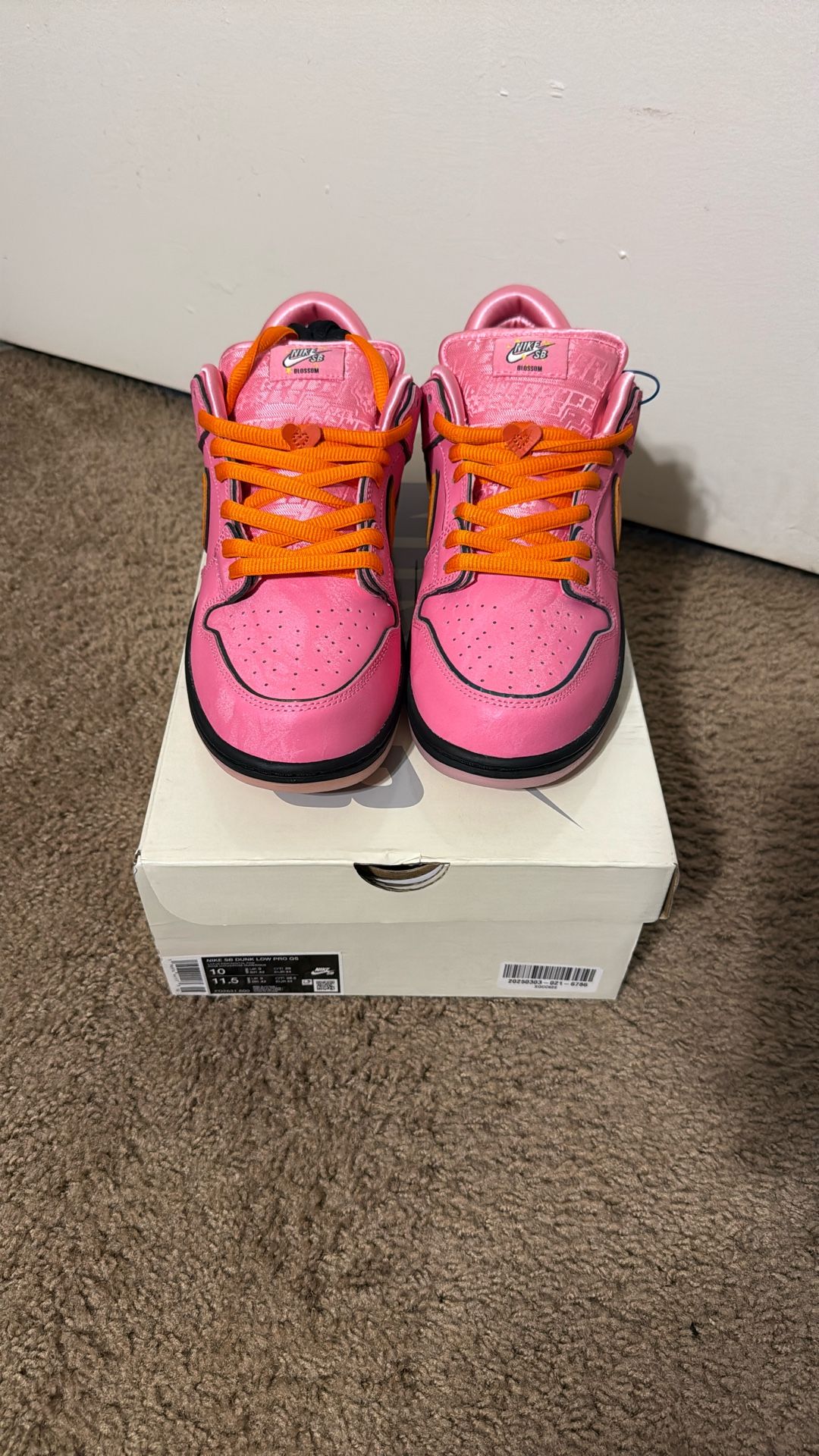 Nike SB Dunk Powerpuff Girls Blossom