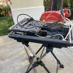 Husky THD950LN Wet Tile Saw w/ Stand