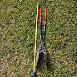 Ames True Temper 29-in Steel Post Hole Digger.