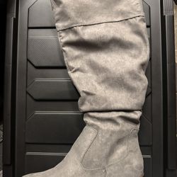 Women’s Tall Gray Boots - Size 11