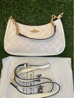 White coach  crossbag with conversion straps