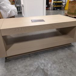 Wooden Coffee Table in Refined White Finish

