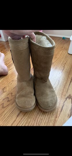 Girls brown suede size 3 uggs