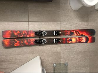 Moment Commander Skis with Look Pivot Bindings