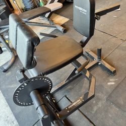 Leg Extensions & Curl