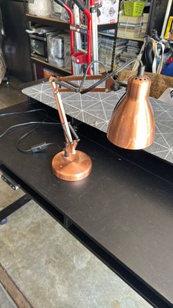 Adjustable Desk Light