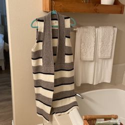 ANTHROPOLOGIE SWEATER 