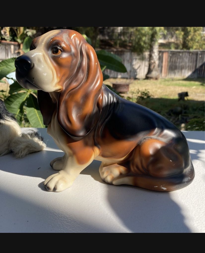 Vintage Porcelain Hound Dog Collectors