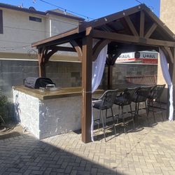 CUSTOM OUTDOOR KITCHEN / BBQ Island 