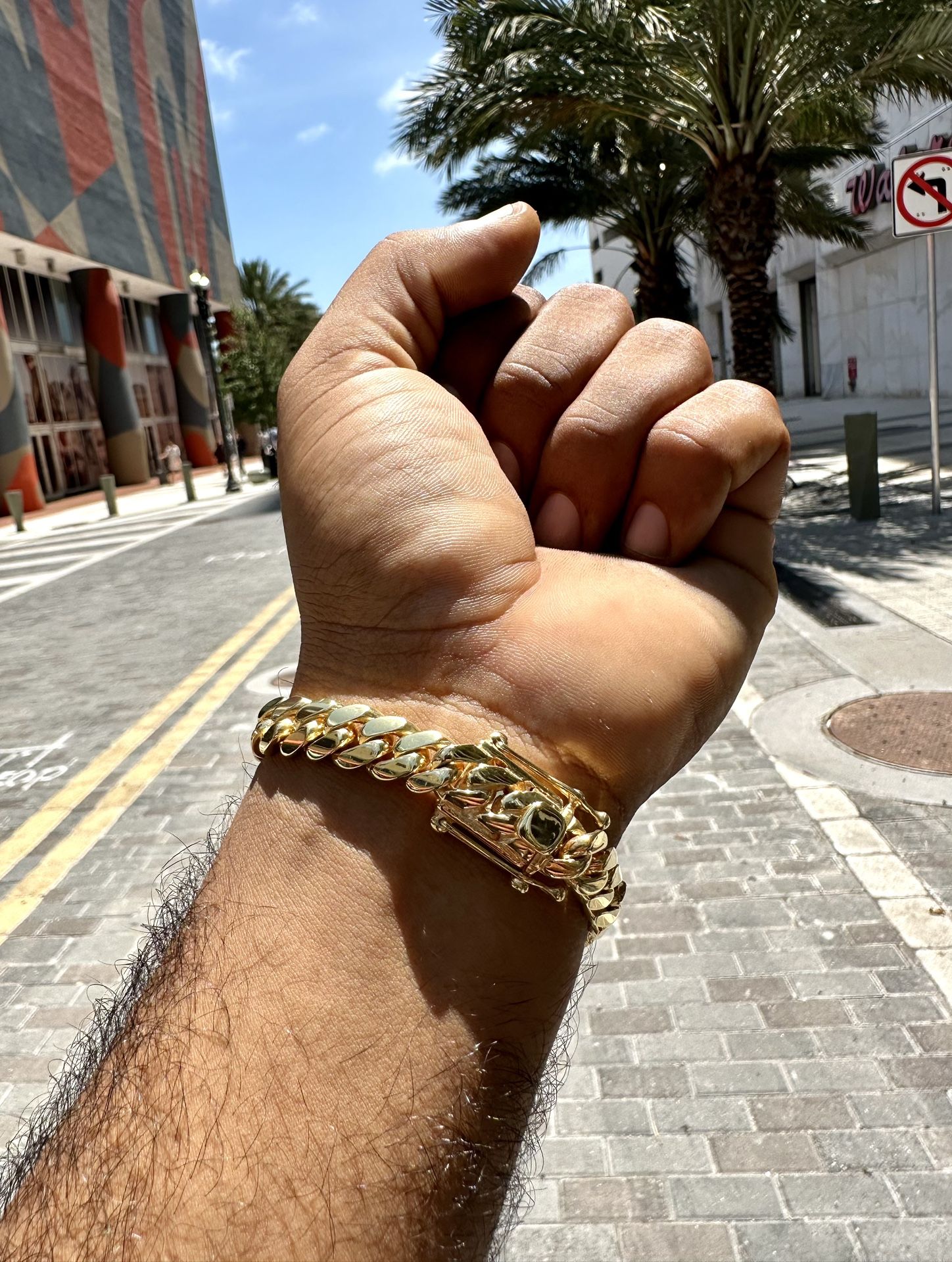 🌴10mm 7.5” Miami Downtown🏭 Is The Location Gus Villa Jewelry With The Best Prices🔥 And The Best ⛓️Links
